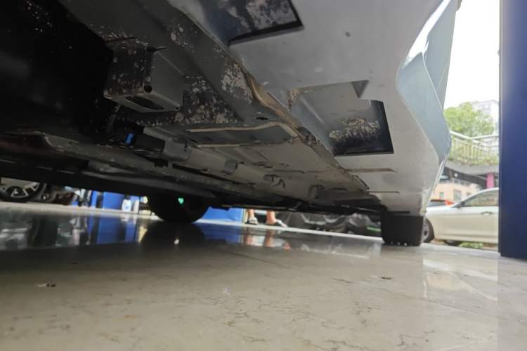 Used GAC Trumpchi EMPOW 2024 270T DCT Yingbao R-Style Edition Right Side Sill