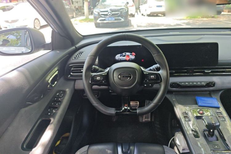 Used GAC Trumpchi EMPOW 2024 400T Automatic Yingbao R PRO Edition Steering Wheel