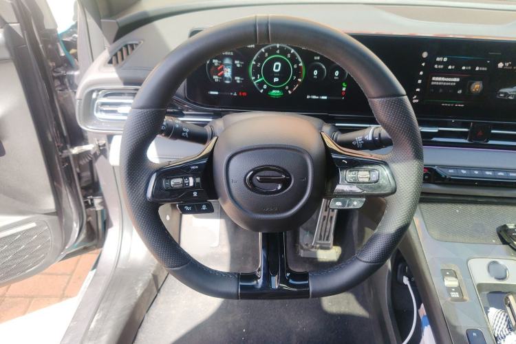 Used GAC Trumpchi EMPOW 2024 270T DCT Yingbao R-Style Edition Steering Wheel