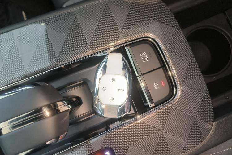 Used GAC Trumpchi EMPOW 2024 400T Automatic Yingbao R PRO Edition Vehicle Key