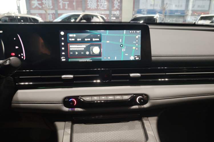 Used GAC Trumpchi EMPOW 2024 270T DCT Yingbao S Edition Audio And AC Panel
