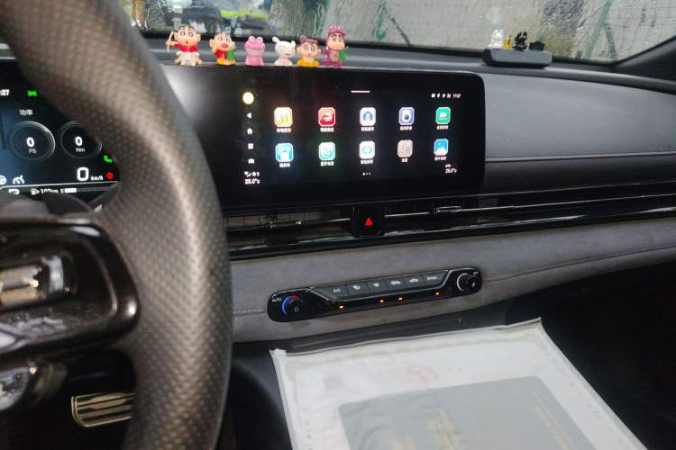 Used GAC Trumpchi EMPOW 2024 400T Automatic Yingbao R MAX Edition Audio And AC Panel