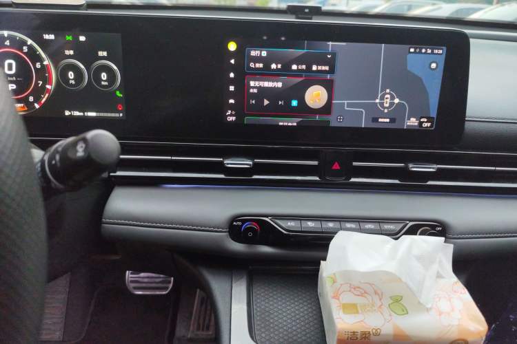 Used GAC Trumpchi EMPOW 2024 270T DCT Yingbao R-Style Edition Audio And AC Panel