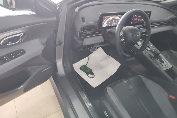Used GAC Trumpchi EMPOW 2024 400T Automatic Yingbao R MAX Edition Driver Seat