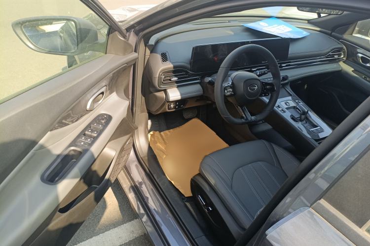 Used GAC Trumpchi EMPOW 2024 270T DCT Yingbao S Edition Driver Seat
