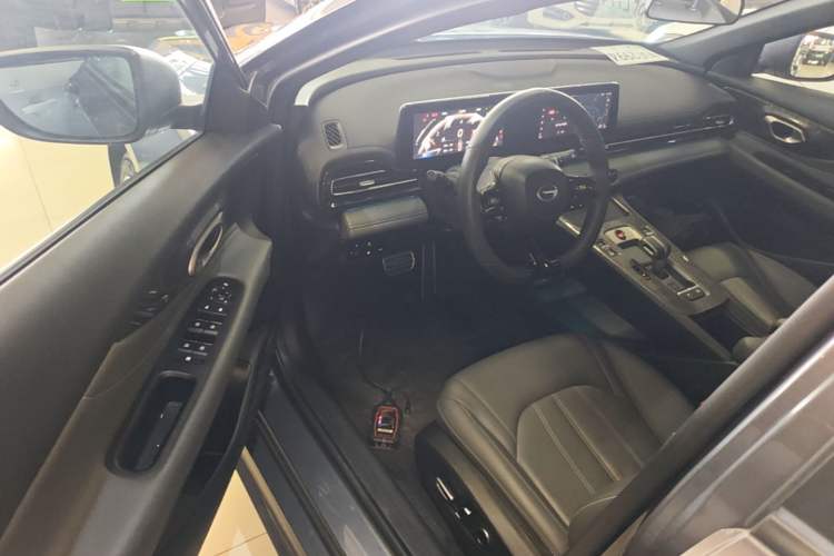 Used GAC Trumpchi EMPOW 2024 270T DCT Yingbao R-Style Edition Driver Seat