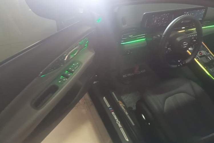 Used GAC Trumpchi EMPOW 2024 270T DCT Yingbao S Edition Driver Seat