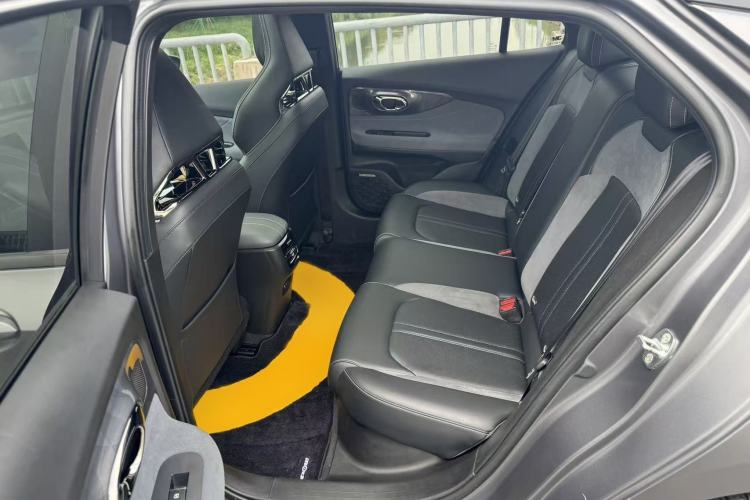 Used GAC Trumpchi EMPOW 2024 400T Automatic Yingbao R PRO Edition Interior 4