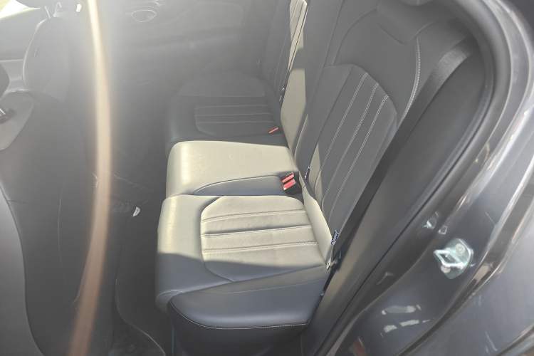 Used GAC Trumpchi EMPOW 2024 270T DCT Yingbao R-Style Edition Interior 4