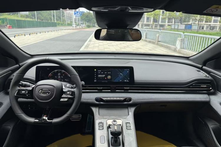 Used GAC Trumpchi EMPOW 2024 400T Automatic Yingbao R PRO Edition Interior 6
