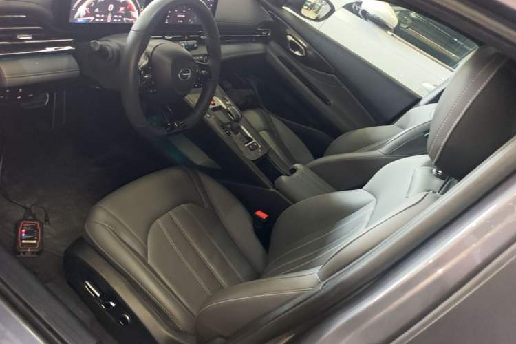 Used GAC Trumpchi EMPOW 2024 270T DCT Yingbao R-Style Edition Left Front Seat