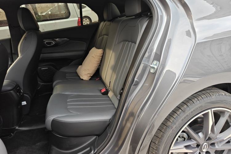 Used GAC Trumpchi EMPOW 2024 270T DCT Yingbao S Edition Left Rear Seat