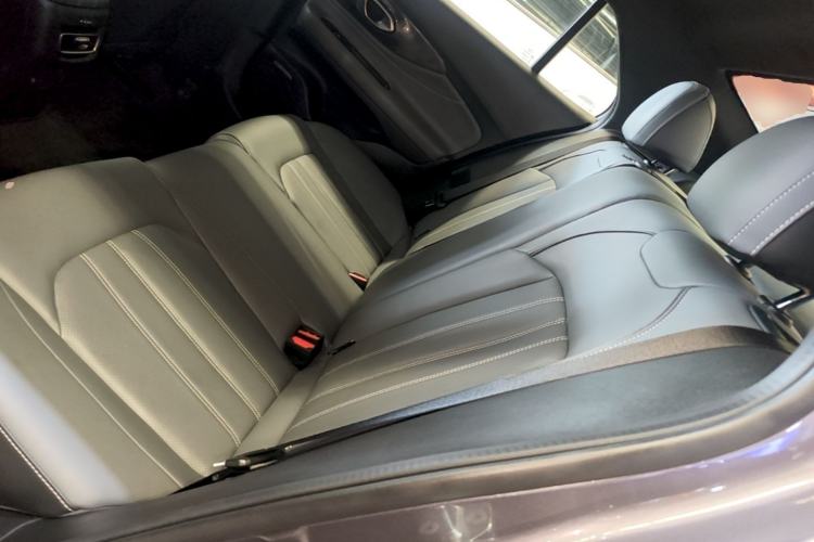Used GAC Trumpchi EMPOW 2024 270T DCT Yingbao R-Style Edition Left Rear Seat