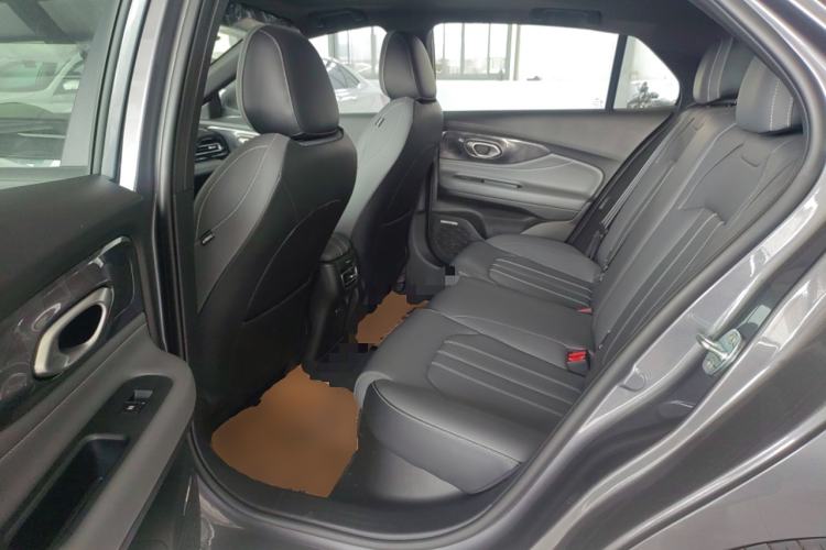 Used GAC Trumpchi EMPOW 2024 270T DCT Yingbao S Edition Left Rear Seat