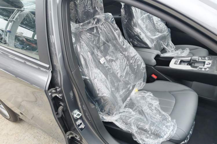 Used GAC Trumpchi EMPOW 2024 270T DCT Yingbao S Edition Right Front Seat