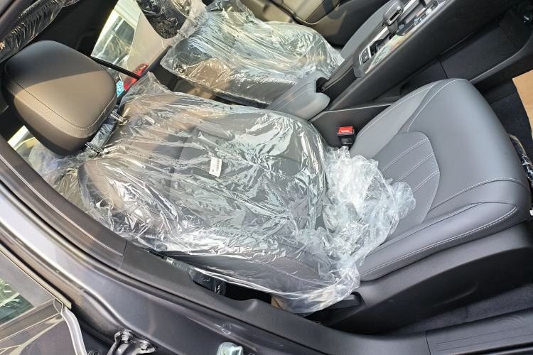 Used GAC Trumpchi EMPOW 2024 270T DCT Yingbao S Edition Right Front Seat