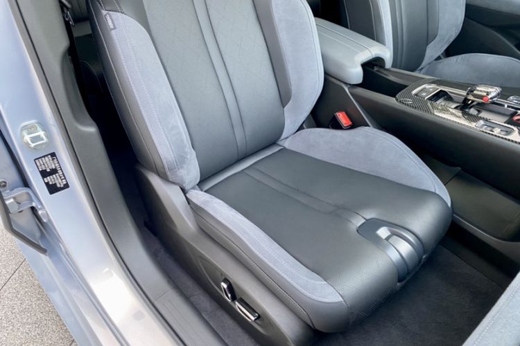 Used GAC Trumpchi EMPOW 2024 400T Automatic Yingbao R MAX Edition Right Front Seat