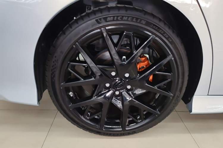 Used GAC Trumpchi EMPOW 2024 400T Automatic Yingbao R MAX Edition Right Rear Wheel Hub