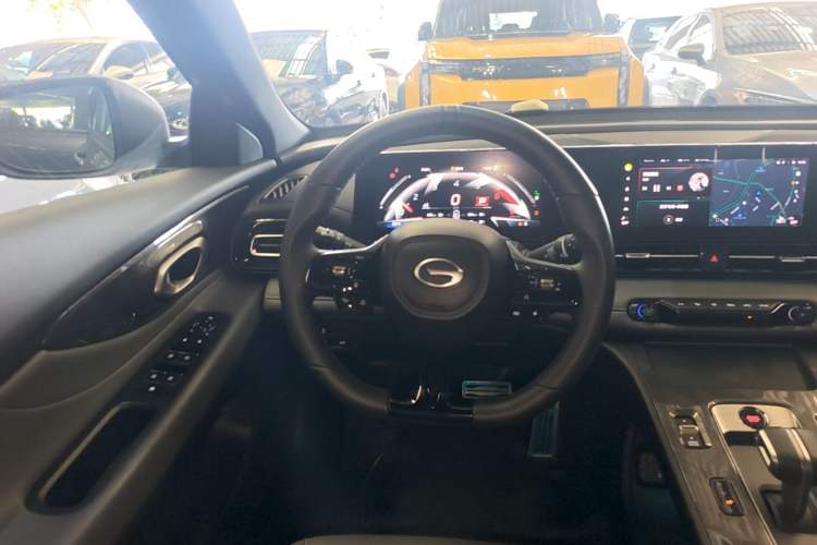 Used GAC Trumpchi EMPOW 2024 270T DCT Yingbao R-Style Edition Steering Wheel