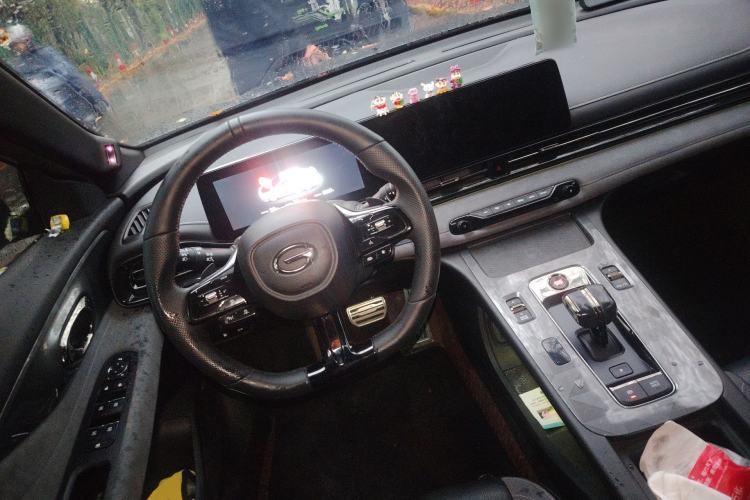 Used GAC Trumpchi EMPOW 2024 400T Automatic Yingbao R MAX Edition Steering Wheel