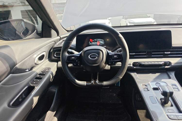 Used GAC Trumpchi EMPOW 2024 270T DCT Yingbao R-Style Edition Steering Wheel