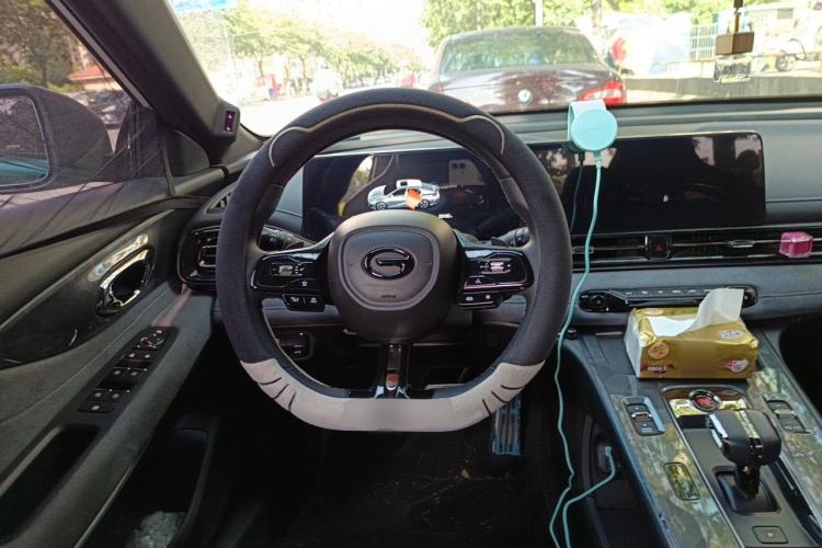 Used GAC Trumpchi EMPOW 2024 400T Automatic Yingbao R MAX Edition Steering Wheel