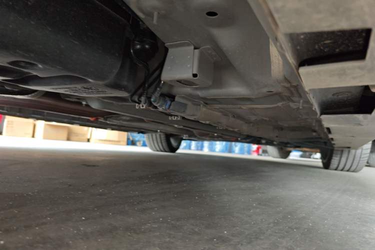 Used GAC Trumpchi EMPOW 2024 400T Automatic Yingbao R MAX Edition Chassis Rear Right