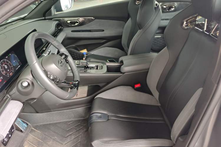 Used GAC Trumpchi EMPOW 2024 400T Automatic Yingbao R MAX Edition Left Front Seat