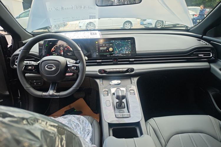 Used GAC Trumpchi EMPOW 2024 270T DCT Yingbao S Edition Center Console