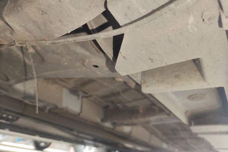 Used GAC Trumpchi EMPOW 2024 400T Automatic Yingbao R MAX Edition Chassis Front Left