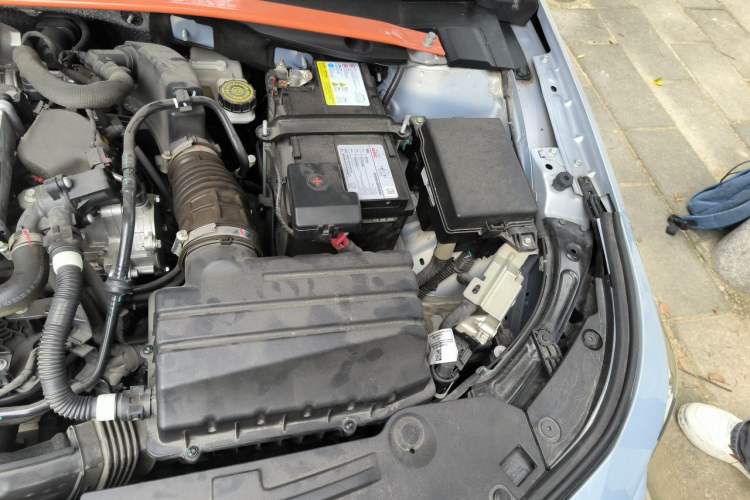 Used GAC Trumpchi EMPOW 2024 400T Automatic Yingbao R PRO Edition Engine Bay Left