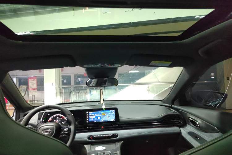 Used GAC Trumpchi EMPOW 2024 400T Automatic Yingbao R PRO Edition Headliner