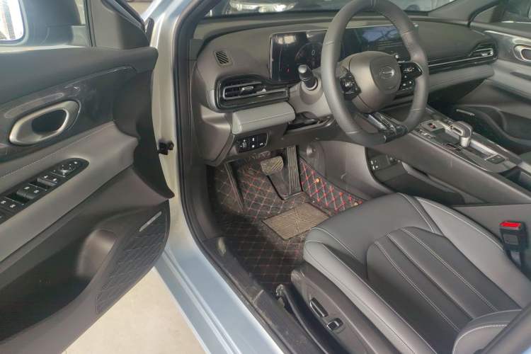 Used GAC Trumpchi EMPOW 2024 270T DCT Yingbao S Edition Interior 3