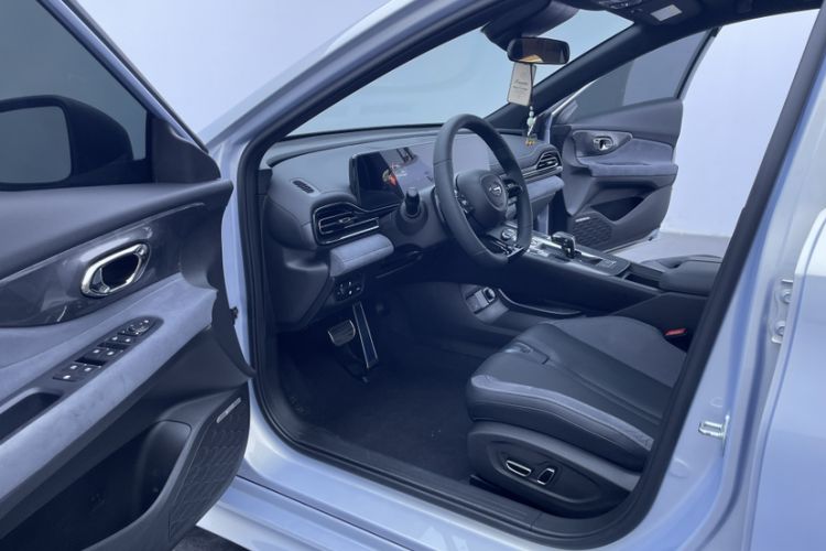 Used GAC Trumpchi EMPOW 2024 400T Automatic Yingbao R PRO Edition Interior 6