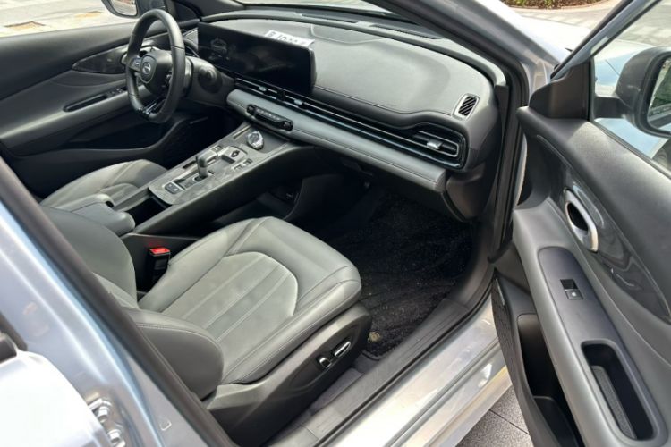 Used GAC Trumpchi EMPOW 2024 270T DCT Yingbao R-Style Edition Interior 6