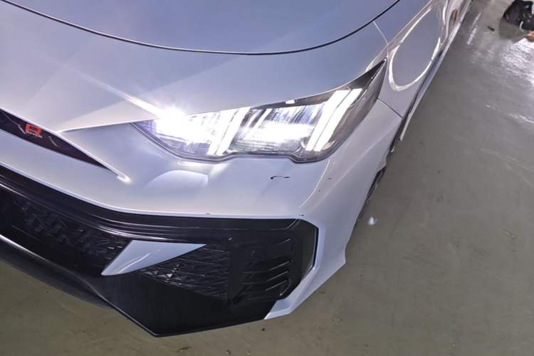 Used GAC Trumpchi EMPOW 2024 270T DCT Yingbao R-Style Edition Left Front Headlight