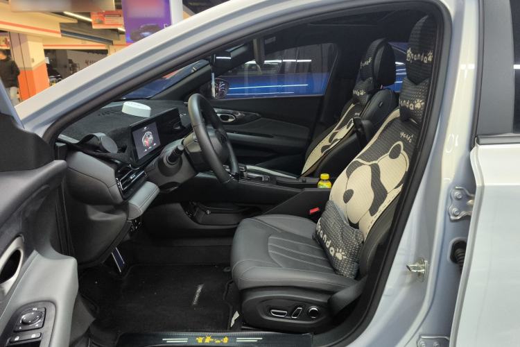 Used GAC Trumpchi EMPOW 2024 270T DCT Yingbao R-Style Edition Left Front Seat