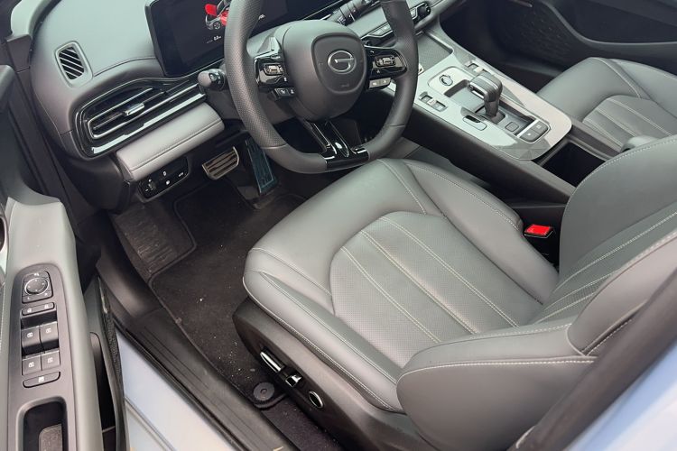 Used GAC Trumpchi EMPOW 2024 270T DCT Yingbao R-Style Edition Left Front Seat