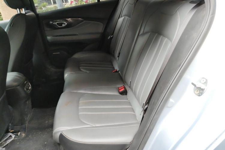 Used GAC Trumpchi EMPOW 2024 270T DCT Yingbao R-Style Edition Left Rear Seat