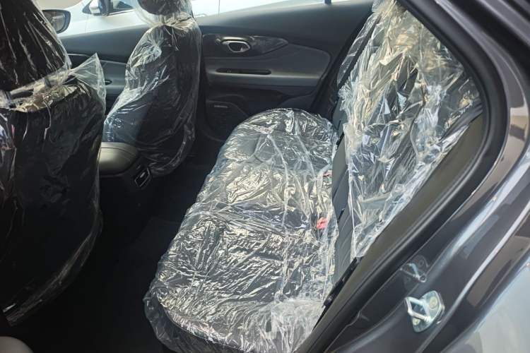 Used GAC Trumpchi EMPOW 2024 270T DCT Yingbao S Edition Left Rear Seat