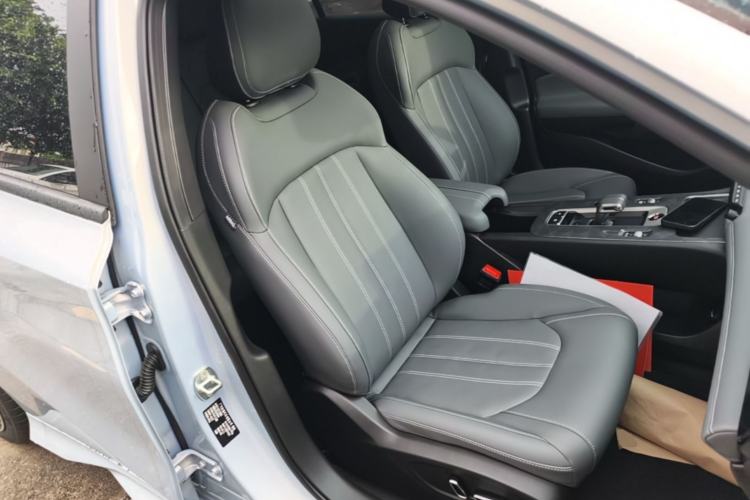 Used GAC Trumpchi EMPOW 2024 270T DCT Yingbao R-Style Edition Right Front Seat