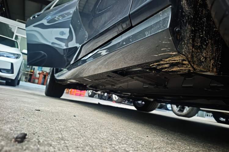 Used GAC Trumpchi EMPOW 2024 270T DCT Yingbao S Edition Right Side Sill