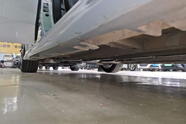 Used GAC Trumpchi EMPOW 2024 270T DCT Yingbao R-Style Edition Right Side Sill
