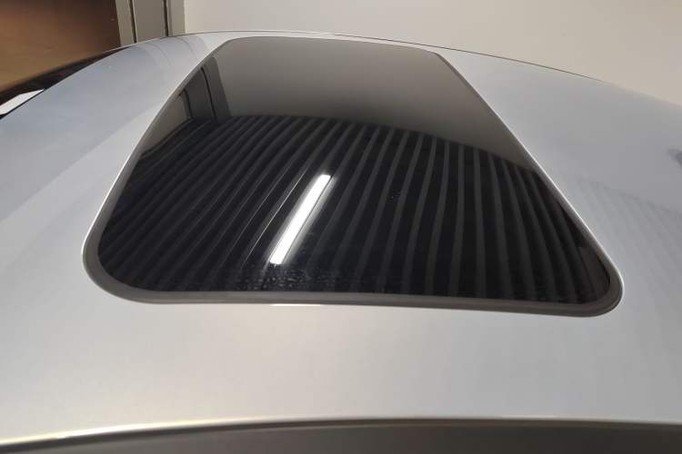 Used GAC Trumpchi EMPOW 2024 400T Automatic Yingbao R PRO Edition Roof