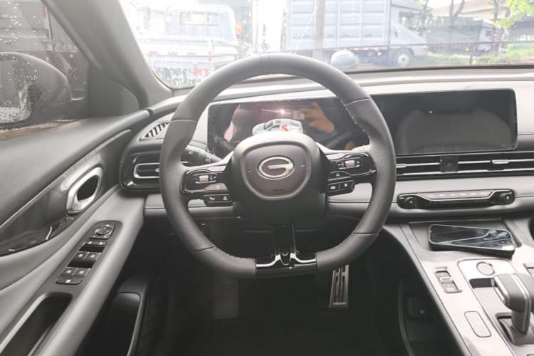 Used GAC Trumpchi EMPOW 2024 270T DCT Yingbao R-Style Edition Steering Wheel