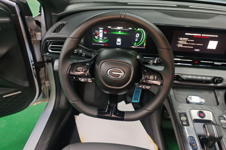 Used GAC Trumpchi EMPOW 2024 270T DCT Yingbao R-Style Edition Steering Wheel