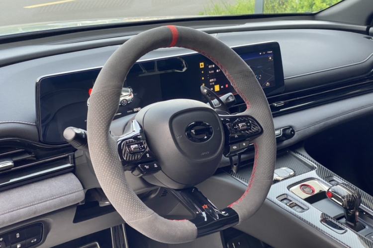 Used GAC Trumpchi EMPOW 2024 400T Automatic Yingbao R MAX Edition Steering Wheel