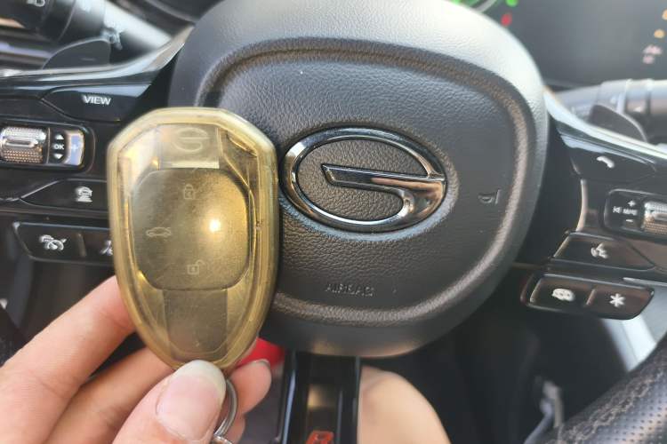 Used GAC Trumpchi EMPOW 2024 400T Automatic Yingbao R MAX Edition Vehicle Key