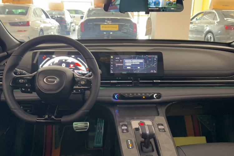 Used GAC Trumpchi EMPOW 2024 270T DCT Yingbao R-Style Edition Interior 3