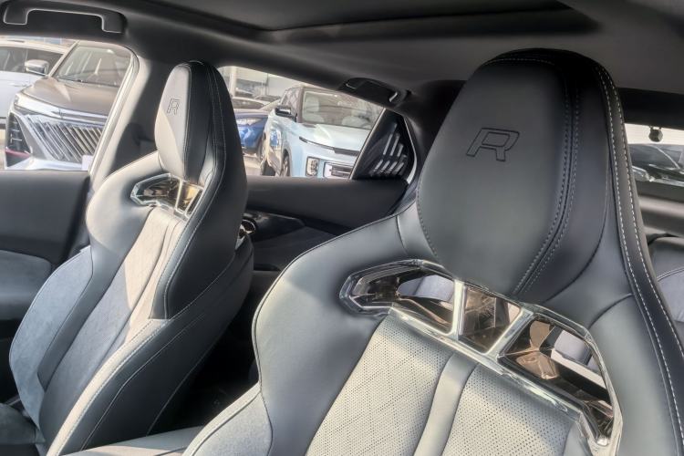 Used GAC Trumpchi EMPOW 2024 400T Automatic Yingbao R PRO Edition Interior 5